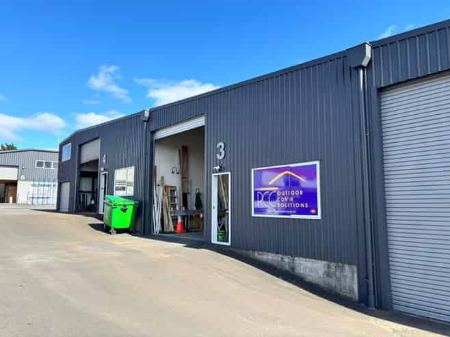 Well-located Greerton Industrial unit