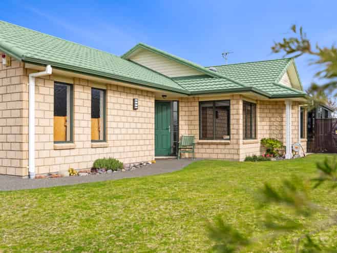 60 Calypso Drive, Papamoa Beach