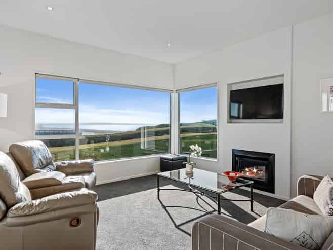 241 Mount Pleasant Road, Mount Pleasant