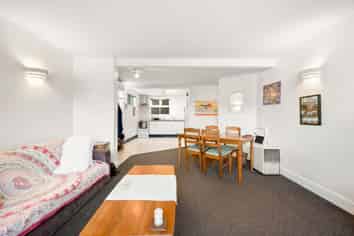 18 & 19/51 Adams Terrace, Kelburn