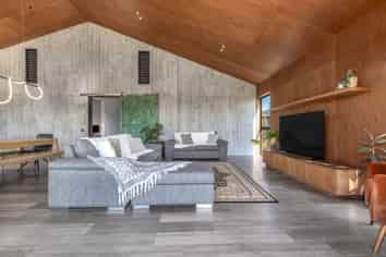 286A Arapaepae South Road, Levin