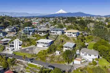 15 Weston Street, Moturoa