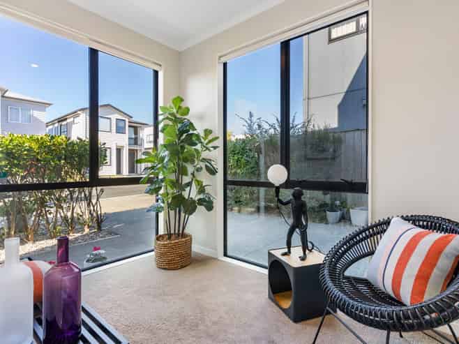34 Lockheed Street, Hobsonville