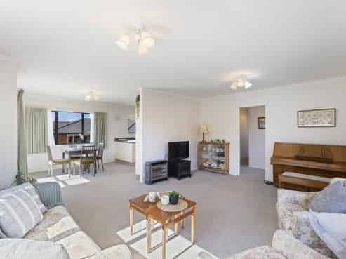 2/16 Sandel Rise, Merrilands