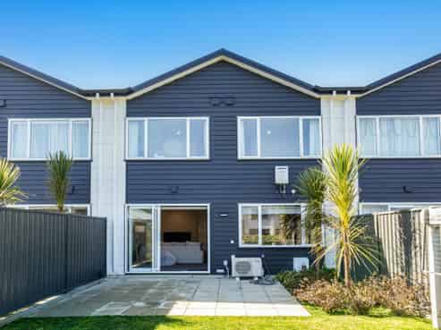 15 Kamana Way, Porirua