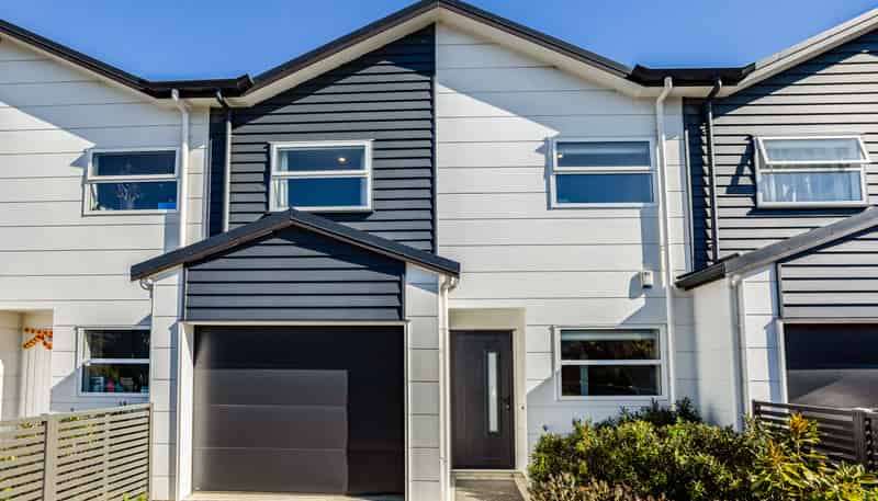 15 Kamana Way, Porirua