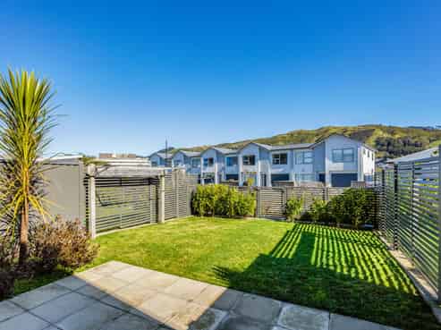15 Kamana Way, Porirua