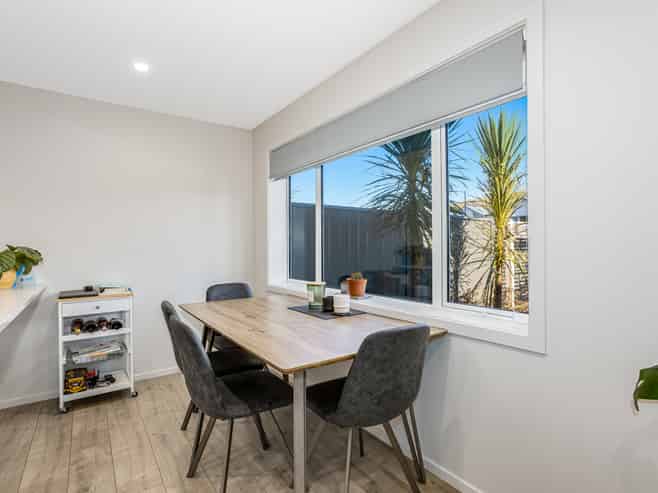 15 Kamana Way, Porirua