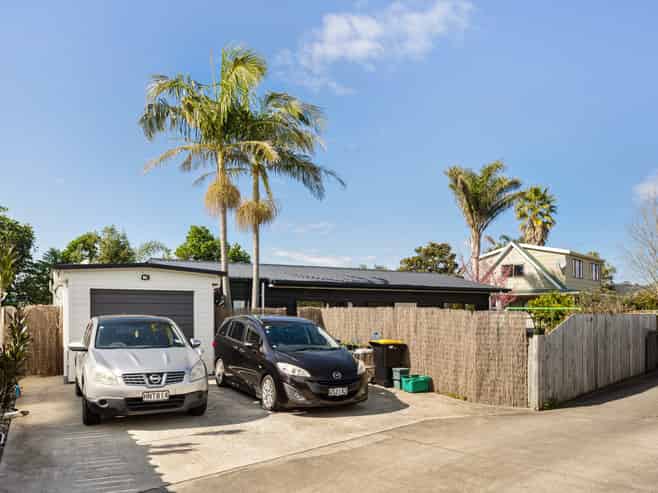 15a Meadow Drive, Whitianga