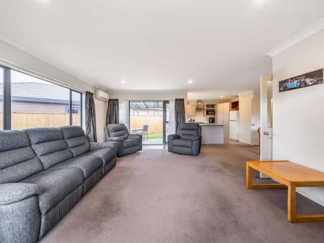 13 Talbot Grove, Trentham