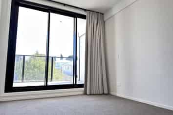 101/12 Barrack Road , Mount Wellington