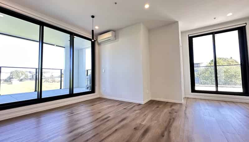 101/12 Barrack Road , Mount Wellington