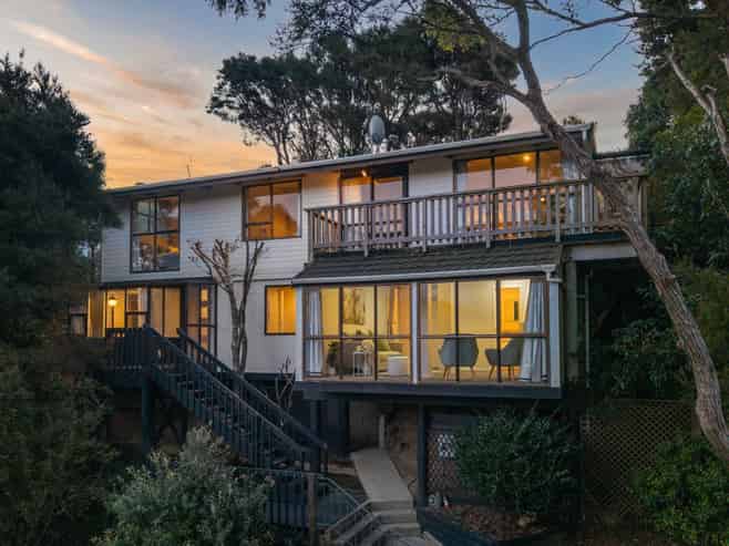 25 Solander Place, Whitby