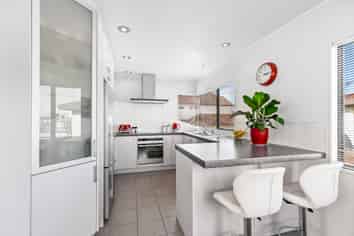 1B Bluefin Way, West Harbour