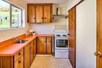 34a Colchester Crescent, Newlands