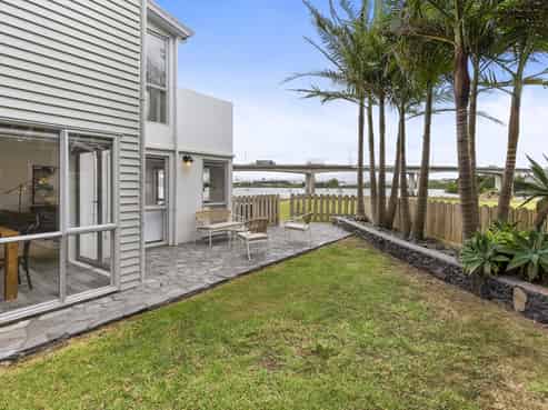 17E Pakuranga Road, Pakuranga