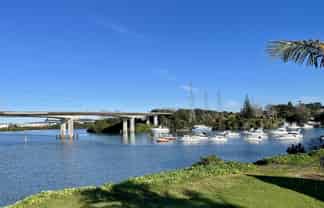 17E Pakuranga Road, Pakuranga