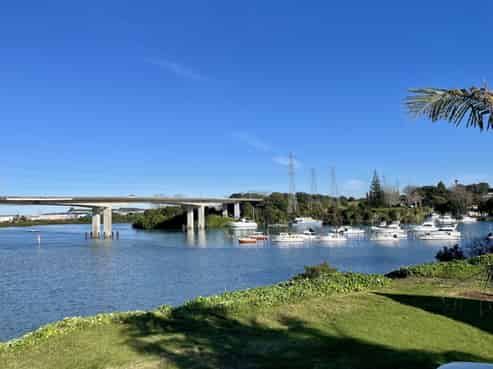 17E Pakuranga Road, Pakuranga