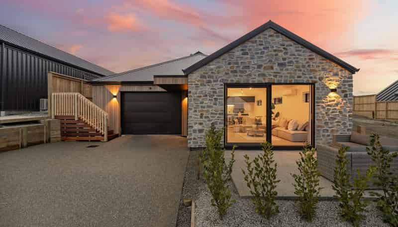 30 Grain Close, Hanley's Farm, Jacks Point