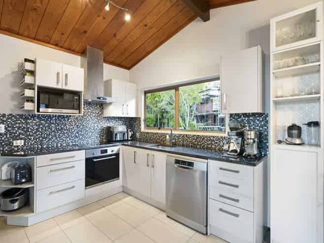 35 Kurnell Drive, Botany Downs