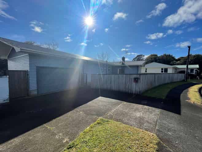 1 Totara Terrace, Inglewood