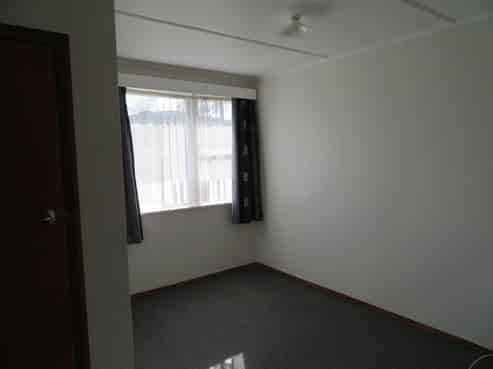 4/5 Dunns Street, Silverstream