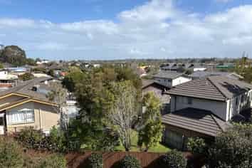 523F Pakuranga Road, Howick