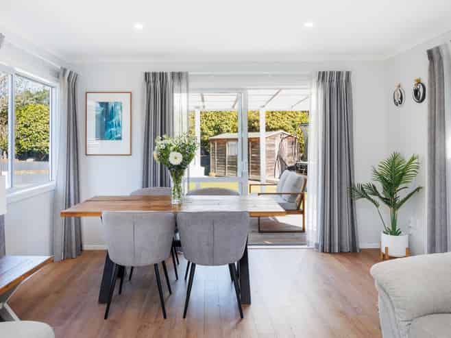 37 Parkland Crescent, Terrace End