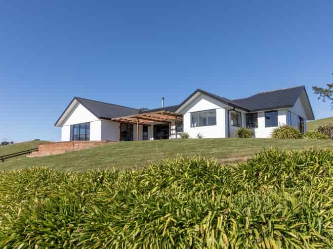 14 Centre Road, RD 7, Dannevirke