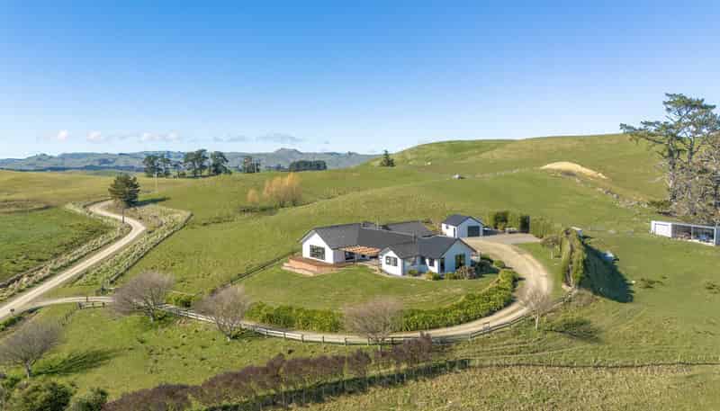 14 Centre Road, RD 7, Dannevirke