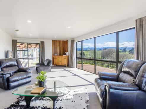 14 Centre Road, RD 7, Dannevirke