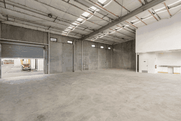 Well-Presented Industrial Unit
