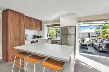 25 Munro Street, REDWOOD