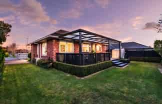 25 Munro Street, REDWOOD