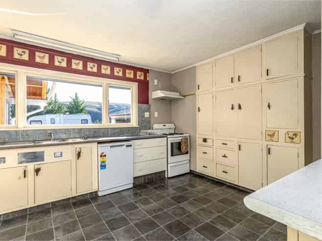 433 Kowhatu Road, Waihaorunga