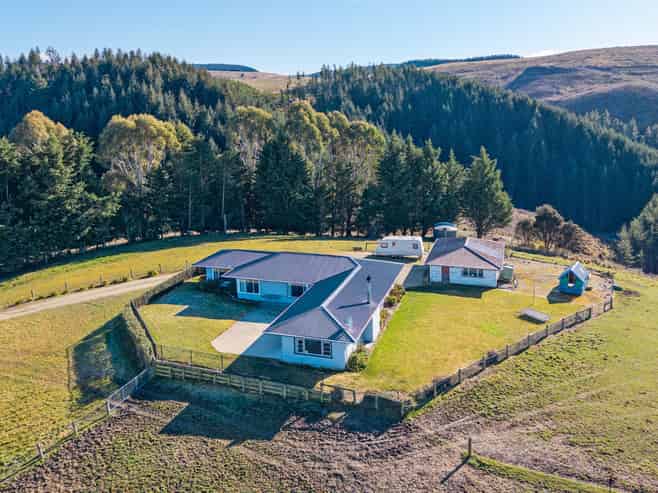 433 Kowhatu Road, Waihaorunga