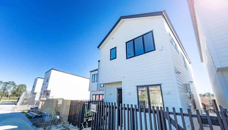 14 Toetoe Street, Westgate