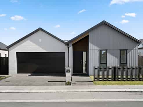 9 Gaylard Avenue, Greenhill Park