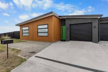 15 Pragma Rise, Rototuna North