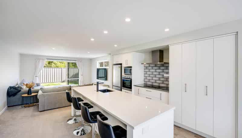 44A Downing Avenue, Pirimai