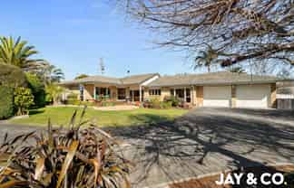 10 North Road, Clevedon