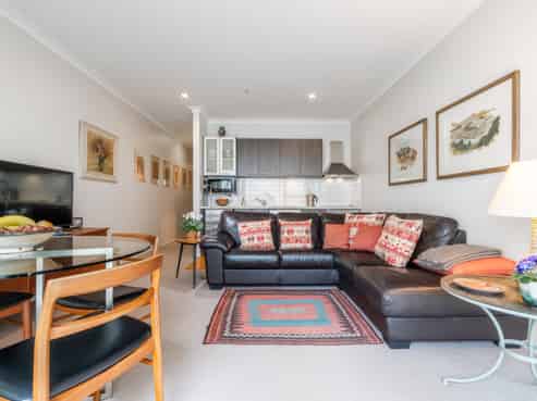 2H/39 Mackelvie Street, Grey Lynn