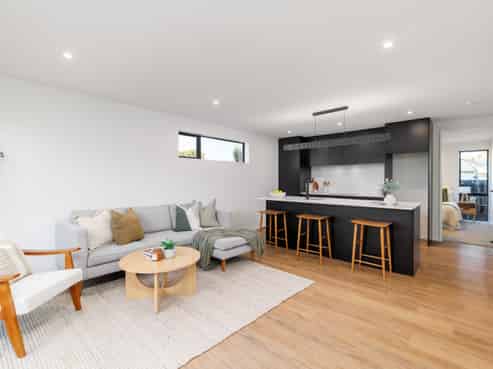 4/56 Wildberry Street, Woolston