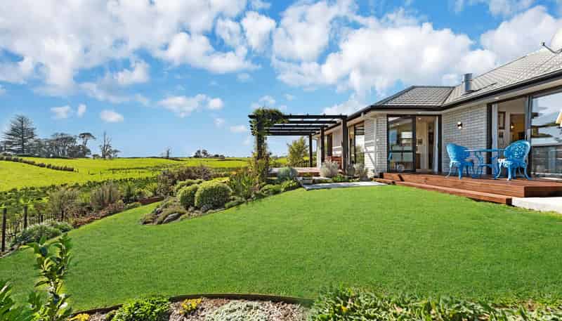 6C Goble Road, Clarks Beach