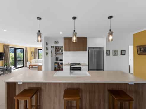 6C Goble Road, Clarks Beach