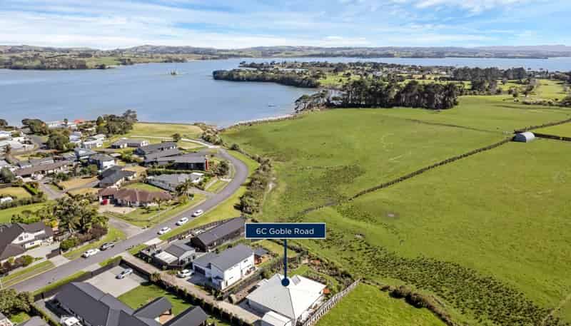 6C Goble Road, Clarks Beach