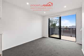 2/1 Fruitvale Road, New Lynn