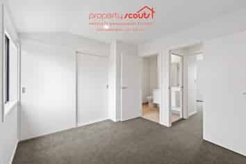2/1 Fruitvale Road, New Lynn