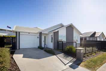 13 Temepara Drive, Temple View