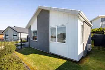 13 Temepara Drive, Temple View